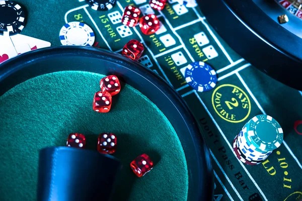 Live dealer at draw japan Mega Sevens table with multi-camera setup